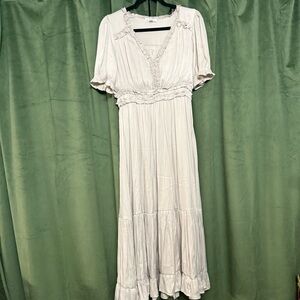 Chic Cream Maxi Dress with Ruffle Details - Size L